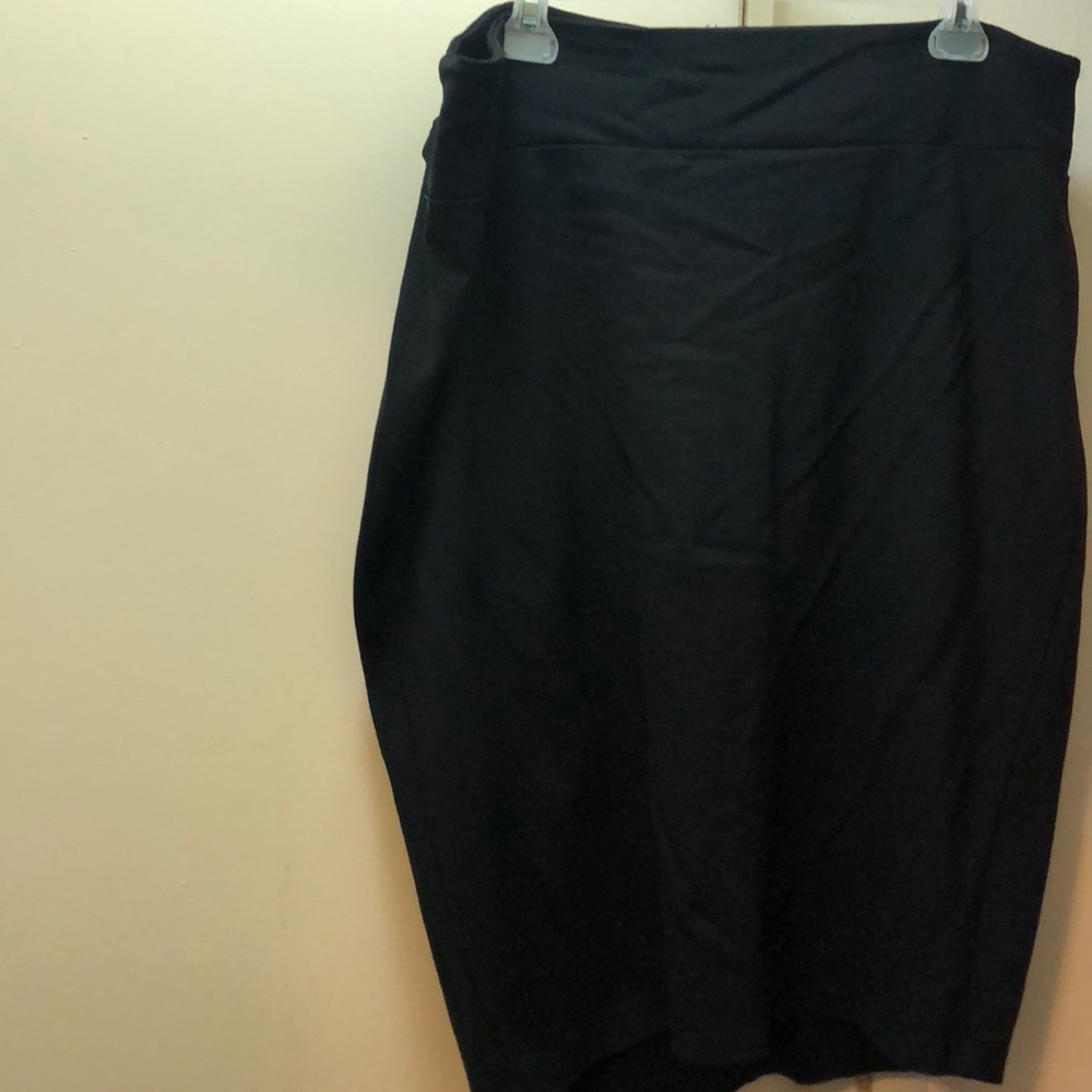 Black Comfy Skirt